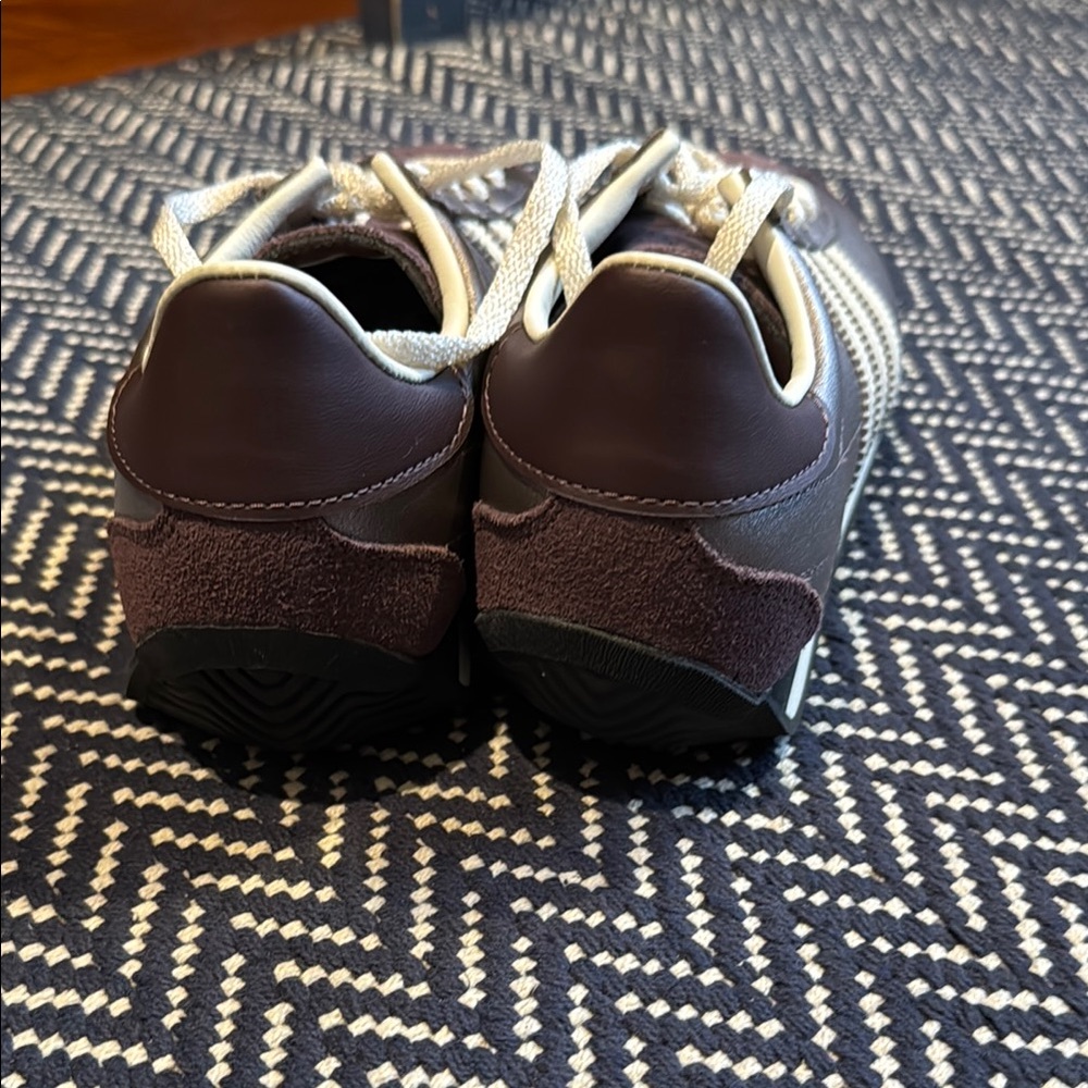 Adidas Reflective Purple Sneakers with Signature Stripes - Picture 5 of 7